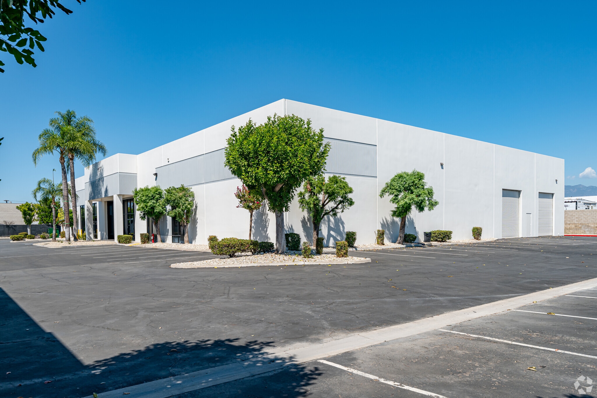 1137 E Philadelphia St, Ontario, CA for lease Building Photo- Image 1 of 6