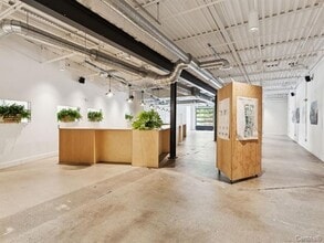 425 Boul Saint-Joseph, Gatineau, QC for lease Interior Photo- Image 2 of 5