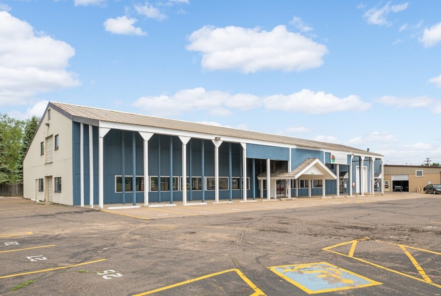 3050 Coon Rapids Blvd NW, Coon Rapids, MN for sale - Building Photo - Image 1 of 9