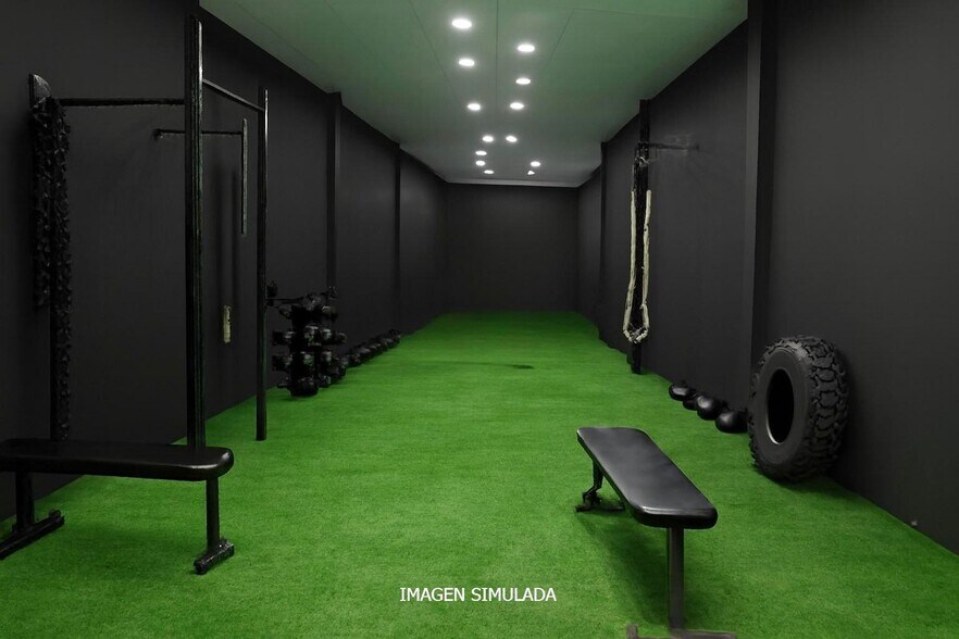 Retail in Algemesí for sale - Interior Photo - Image 2 of 8