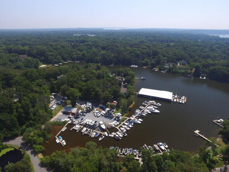 454 Severn Rd, Severna Park, MD 21146