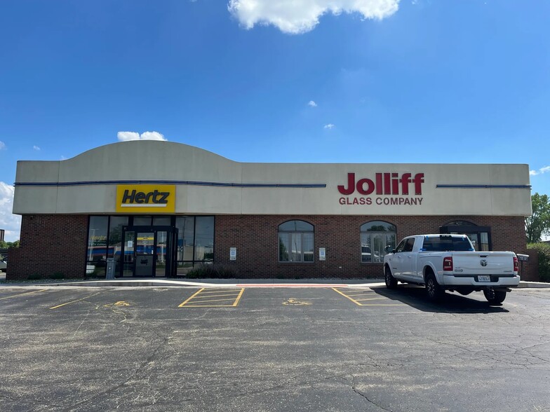 1700 W Pioneer Pky, Peoria, IL for lease - Building Photo - Image 1 of 1