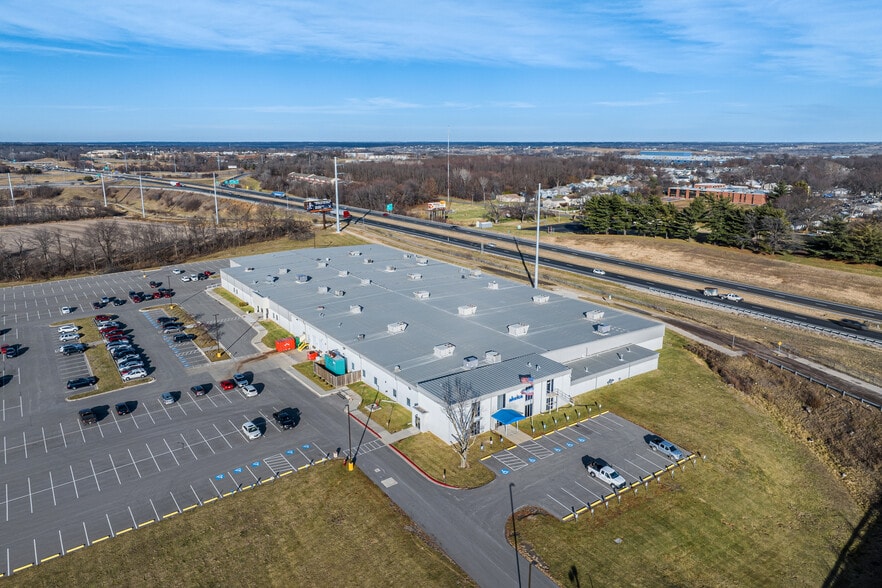 4315 Pickett Rd, Saint Joseph, MO for lease - Building Photo - Image 2 of 4