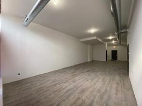 2350 N Kimball Ave, Chicago, IL for lease Interior Photo- Image 2 of 5