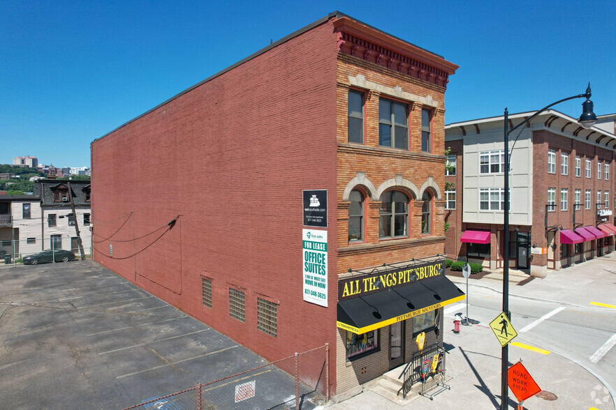 2429 E Carson St, Pittsburgh, PA for lease - Building Photo - Image 2 of 9