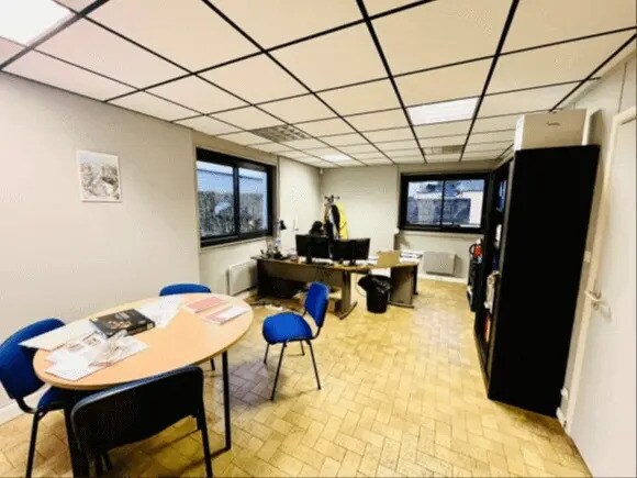 Flex in Rogerville for lease - Interior Photo - Image 3 of 5