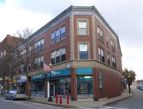 633-637 Main St, Laconia, NH for sale - Primary Photo - Image 1 of 1