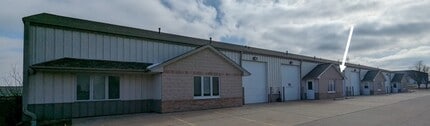 112 Merle Ln, Normal, IL for lease Building Photo- Image 2 of 5