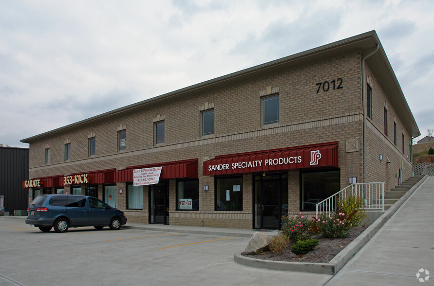 7012 Harrison Ave, Cincinnati, OH for lease - Building Photo - Image 1 of 2