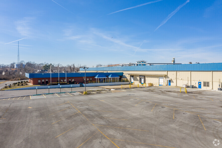 801 Bill Jones Industrial Blvd, Springfield, TN for lease - Building Photo - Image 3 of 8