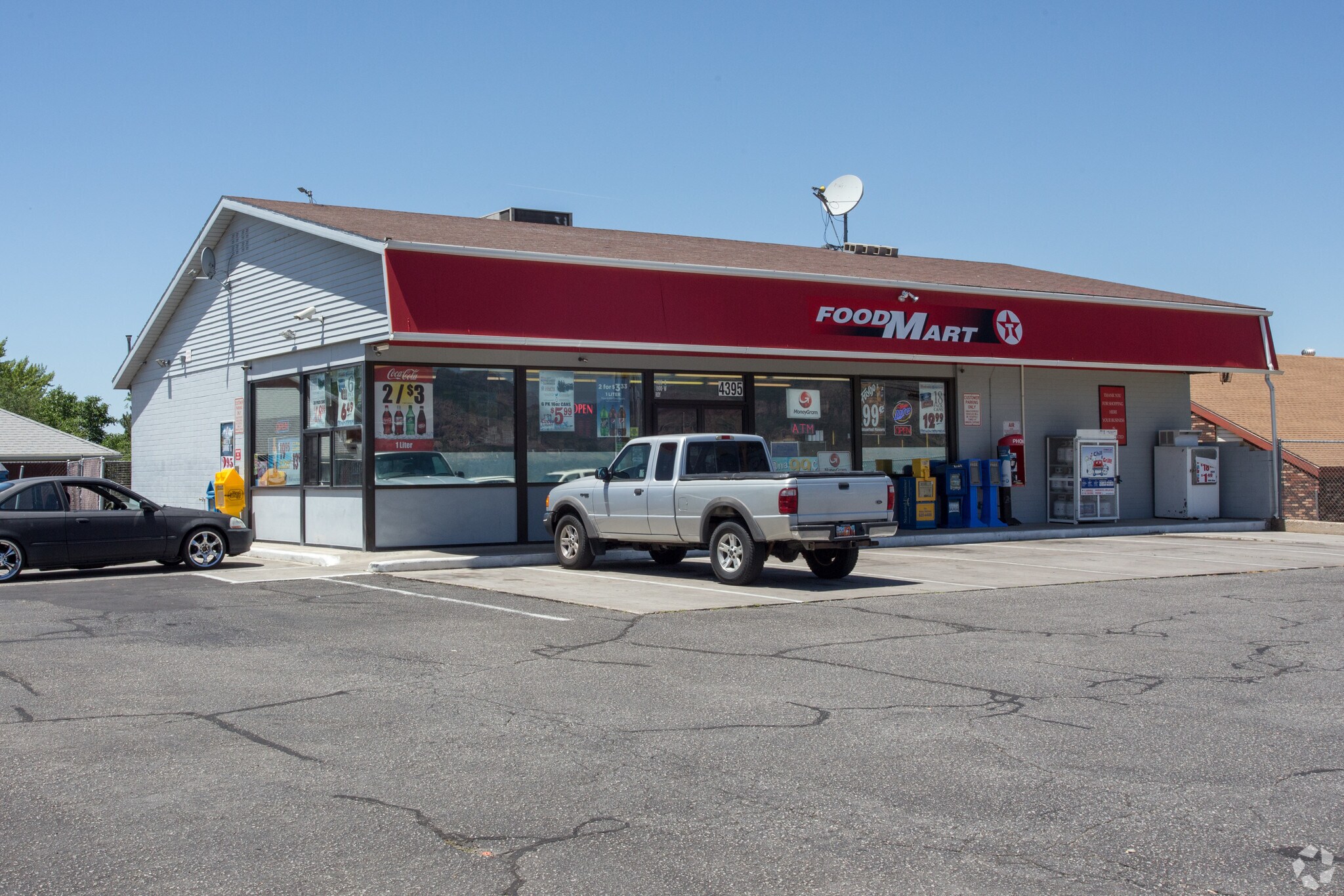 4395 S 1900 W, Roy, UT for sale Primary Photo- Image 1 of 1