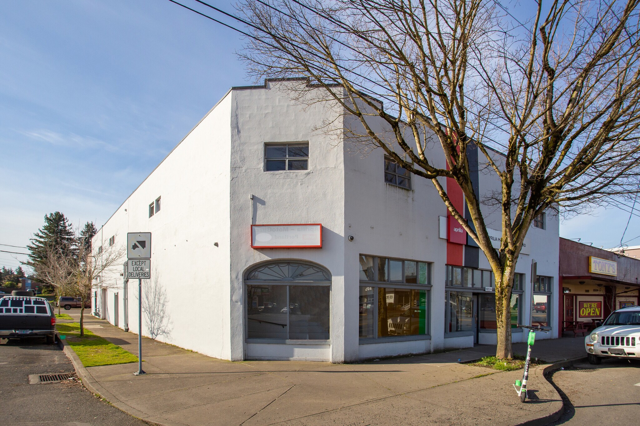 10534 NE Sandy Blvd, Portland, OR 97220 Retail for Lease