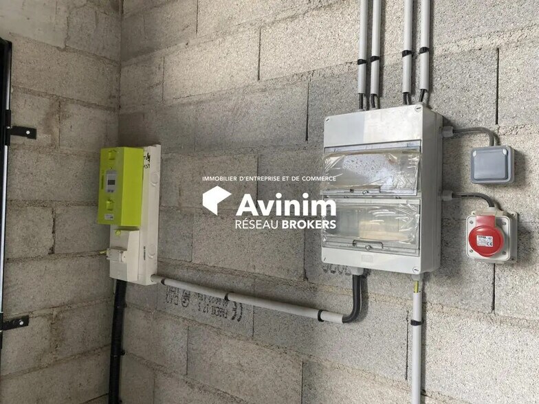 Flex in Fayence for lease - Interior Photo - Image 3 of 5