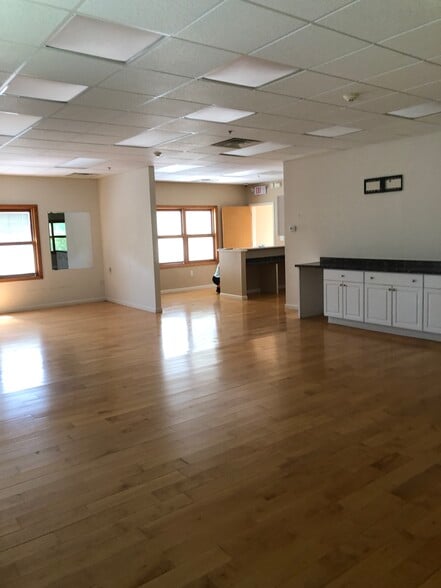 64 US Highway 46, Pine Brook, NJ for lease - Building Photo - Image 2 of 6