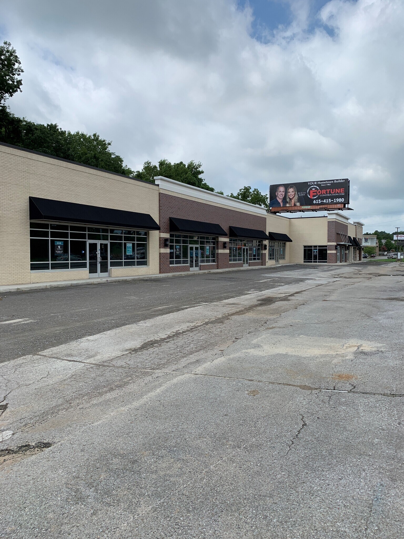 4800 Lebanon Pike, Nashville, TN 37138 Shoppes Lebanon