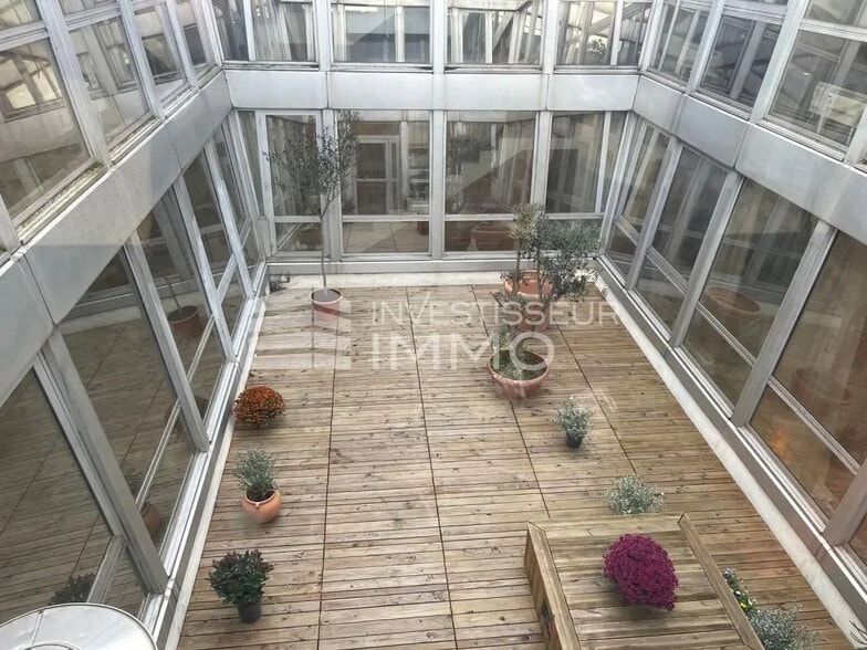 Office in Boulogne-Billancourt for lease - Building Photo - Image 2 of 3