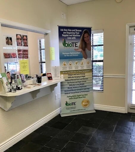 114 E Bloomingdale Ave, Brandon, FL for lease Interior Photo- Image 1 of 5