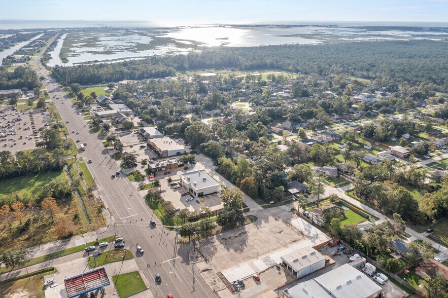 320 Sun Valley Dr, Slidell, LA for sale - Building Photo - Image 2 of 4