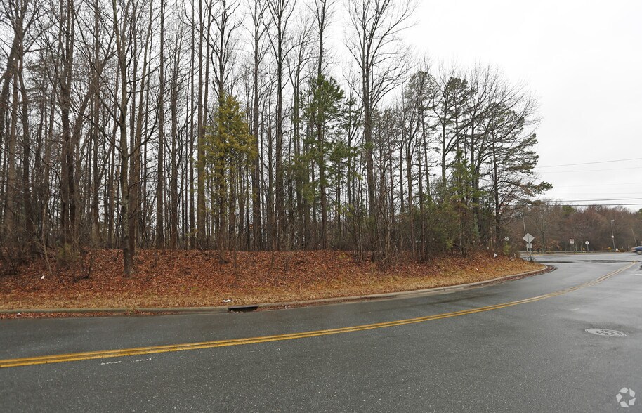 Little Rock Rd, Charlotte, NC for lease - Image 1 of 2