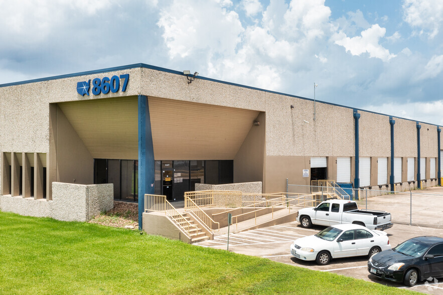 8705 Citypark Loop, Houston, TX for lease - Building Photo - Image 1 of 12