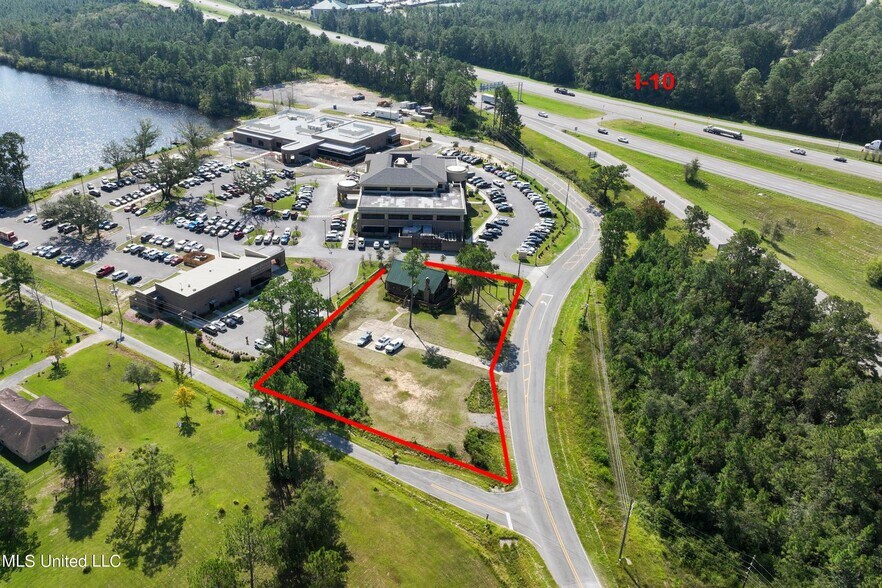 6312 E Lake Blvd, Vancleave, MS 39565