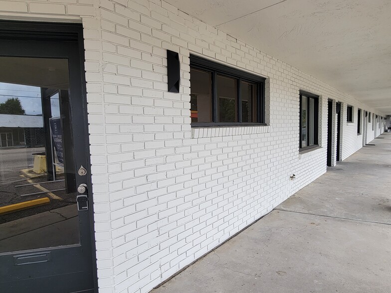 200 Pass Rd, Gulfport, MS for lease - Building Photo - Image 3 of 15