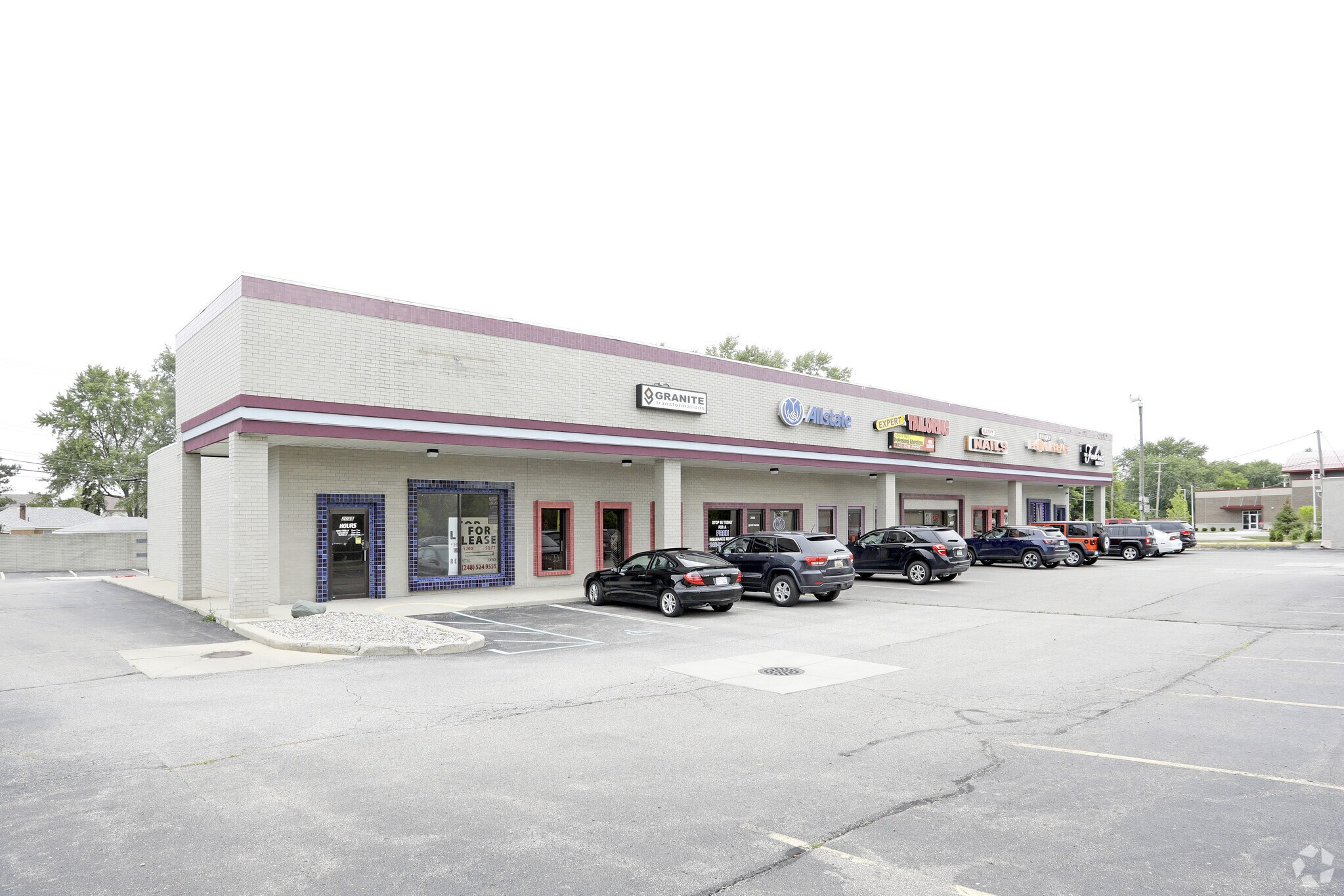 2059-2071 E Maple Rd, Troy, MI for sale Primary Photo- Image 1 of 1