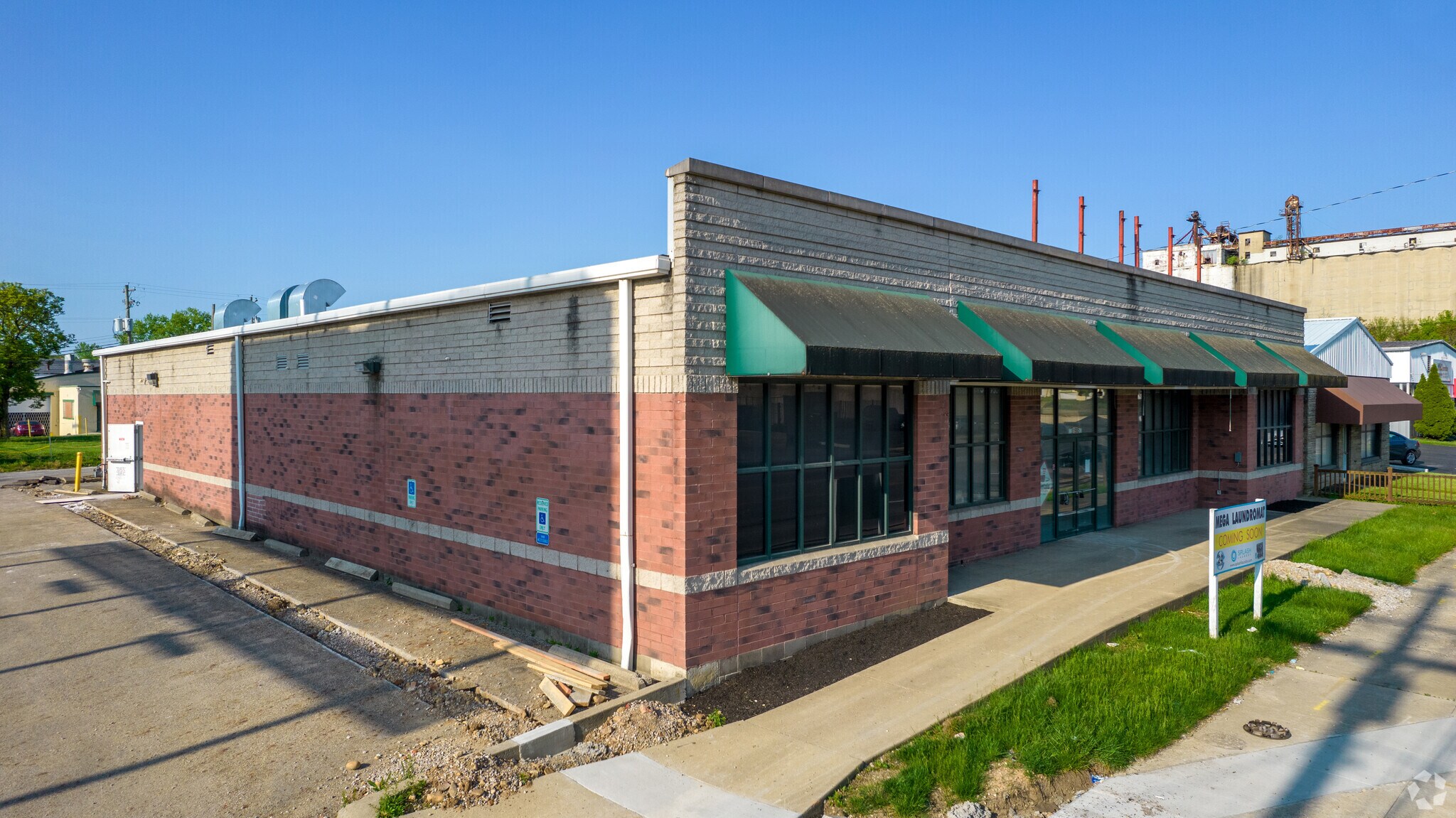 1985 E Main St, Columbus, OH for sale Primary Photo- Image 1 of 1