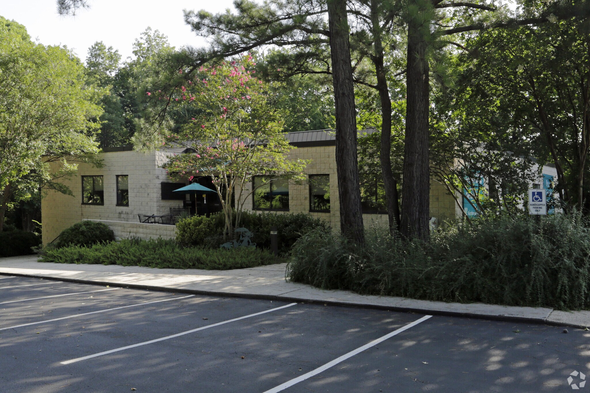 5102 Durham Chapel Hill Blvd, Durham, NC for sale Primary Photo- Image 1 of 1