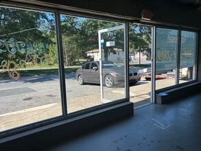 514 E Grand Ave, Hot Springs, AR for lease Interior Photo- Image 2 of 4