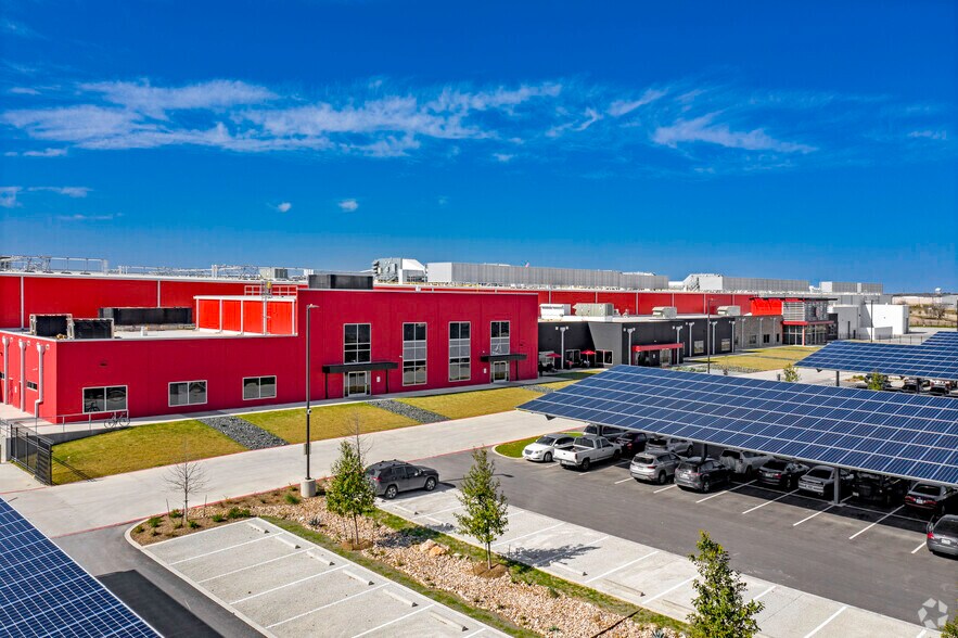 SE Military Dr, Brooks City Base, TX 78235