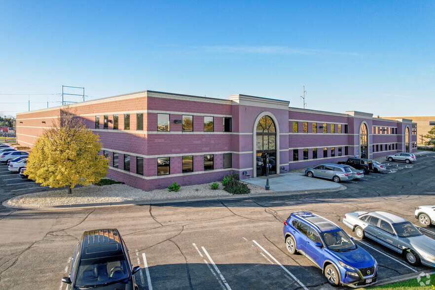 201-221 Broadway St W, Osseo, MN for sale - Building Photo - Image 1 of 1