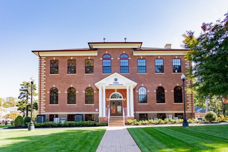 54 Hudson St, Freehold, NJ for lease - Building Photo - Image 1 of 22