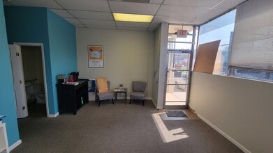 2524-2526 S Tryon St, Charlotte, NC for sale Interior Photo- Image 2 of 10