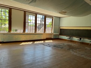 668-672 Hale St, Beverly, MA for lease Interior Photo- Image 2 of 18