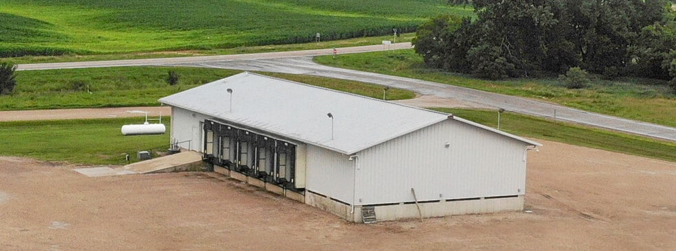 4493 US-12, Willmar, MN for lease - Building Photo - Image 2 of 14