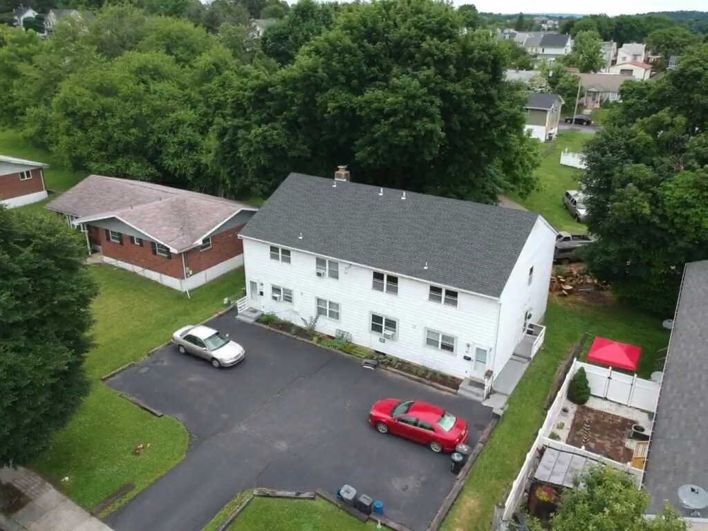 709 Line St, Easton, PA for sale Primary Photo- Image 1 of 1