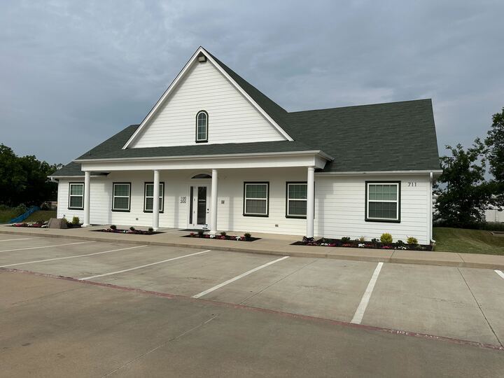 711 W Bailey Boswell Rd, Saginaw, TX 76179 Office for Lease