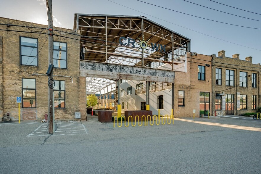 1331 NE Tyler St, Minneapolis, MN for lease - Building Photo - Image 1 of 6