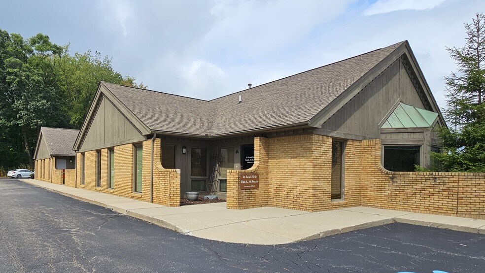 7990-8004 Grand River Rd, Brighton, MI 48114 | LoopNet