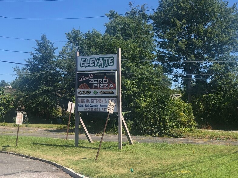 103-105 US Highway 46, Fairfield, NJ for lease - Building Photo - Image 2 of 4