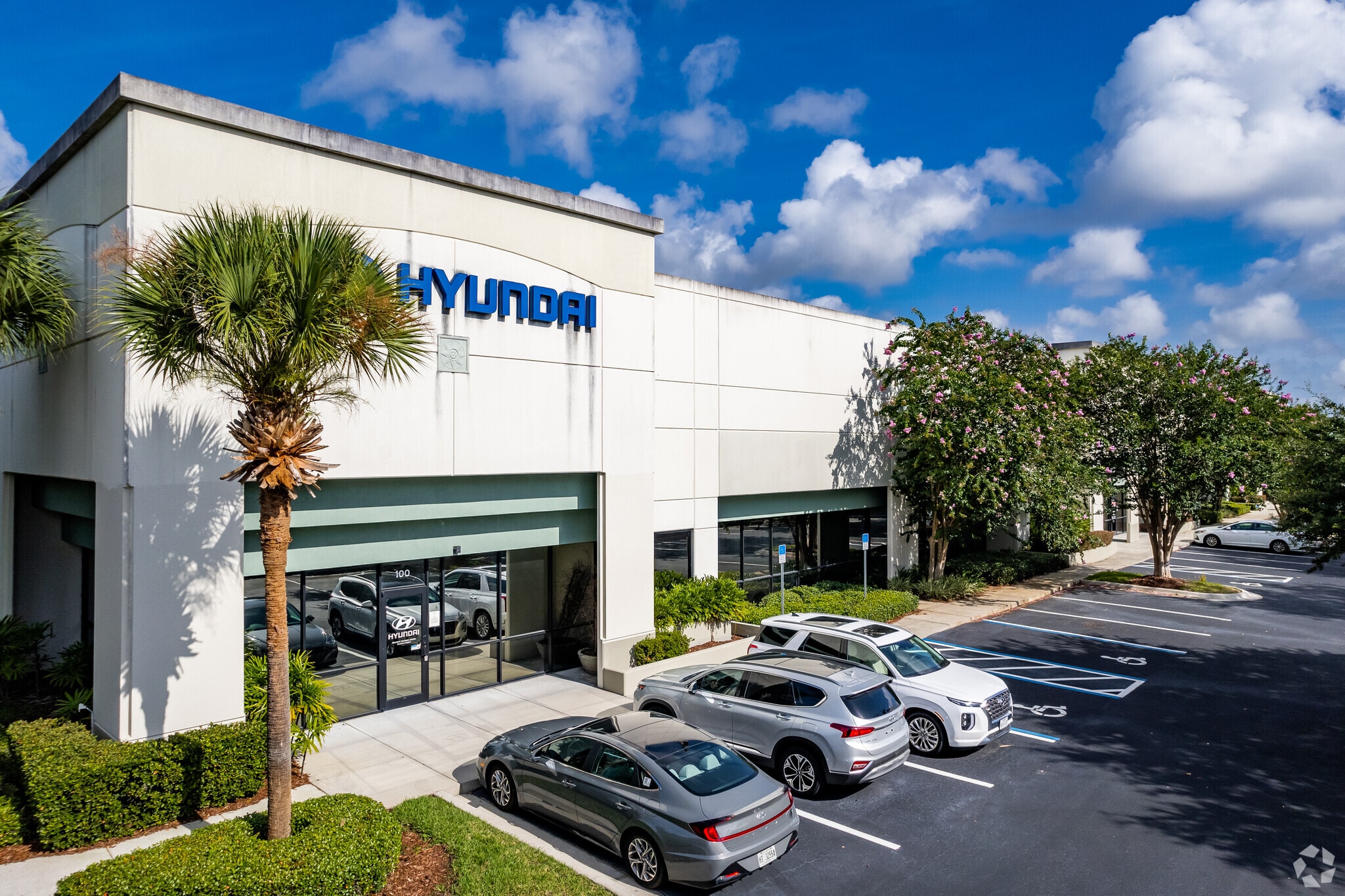 9420 Delegates Dr, Orlando, FL for lease Primary Photo- Image 1 of 7