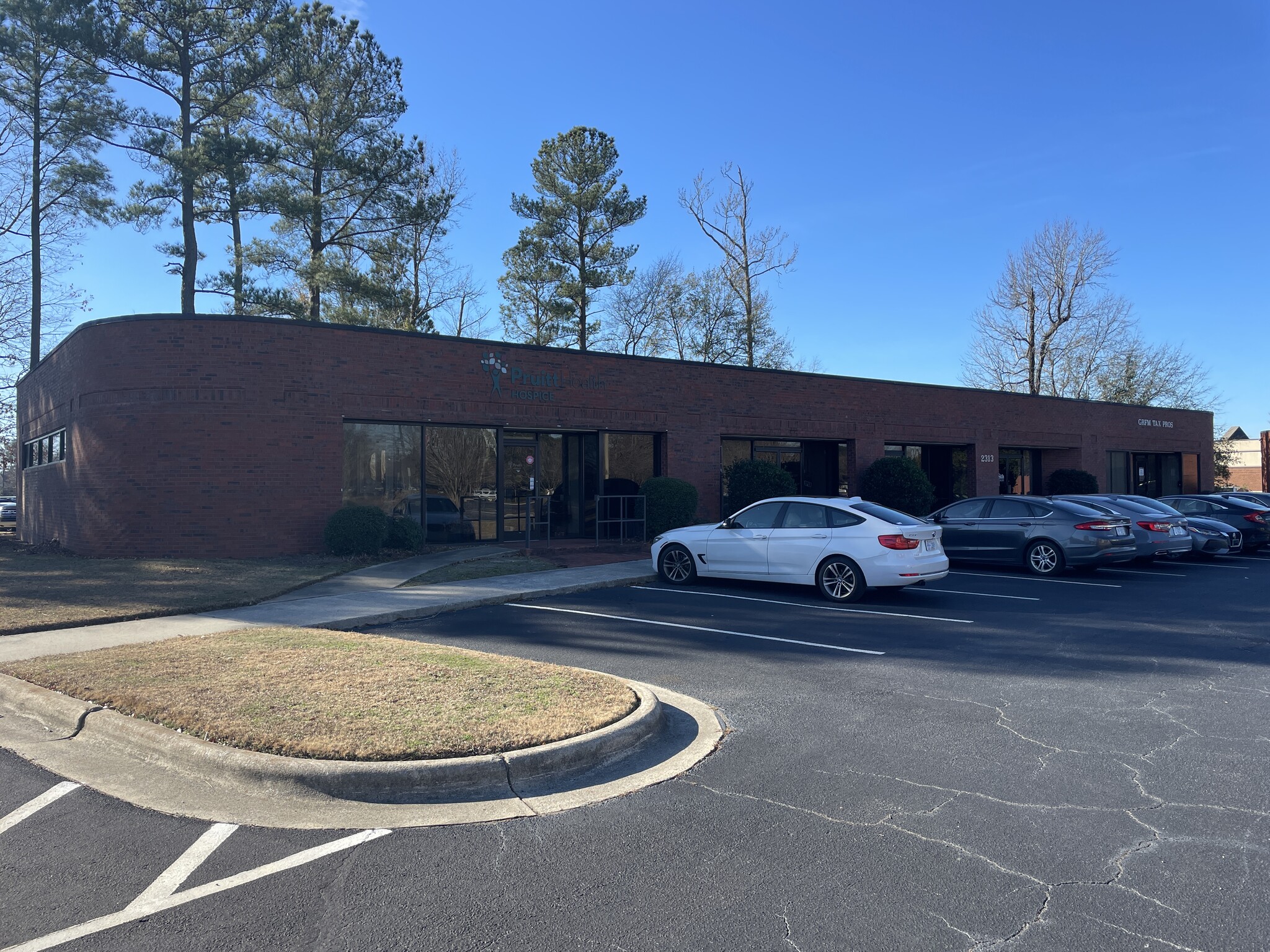 2313 Executive Cir, Greenville, NC for sale Building Photo- Image 1 of 1