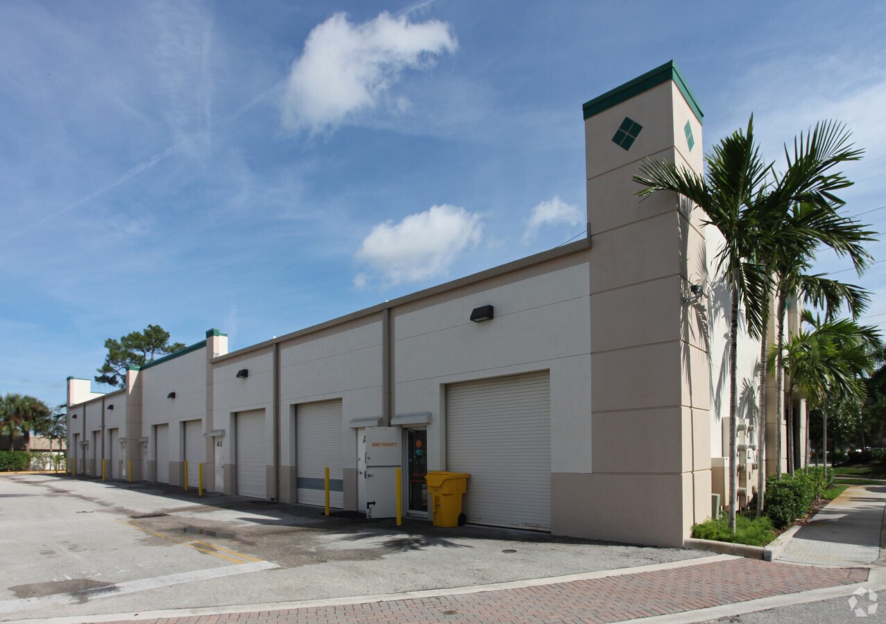 901 S Military Trail, West Palm Beach, FL 33415 Property Record