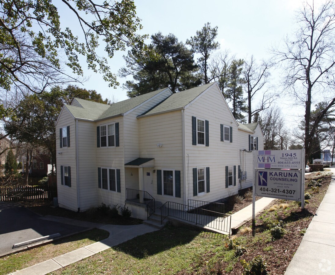 1945 Mason Mill Rd, Decatur, GA 30033