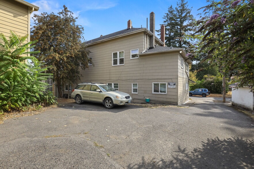7630 SE Woodstock Blvd, Portland, OR for sale - Building Photo - Image 3 of 11