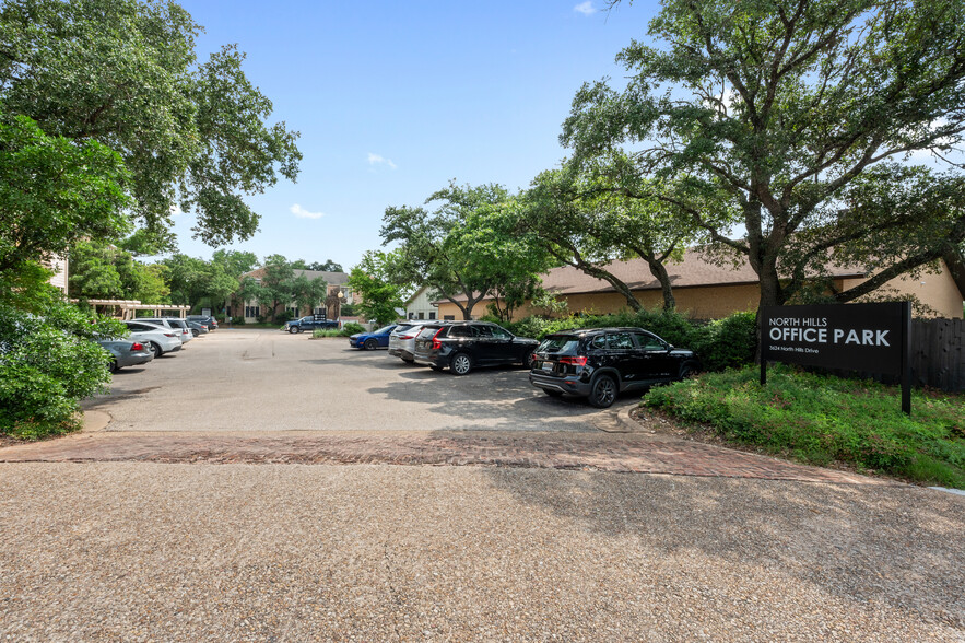 3624 North Hills Dr, Austin, TX for sale - Building Photo - Image 3 of 29