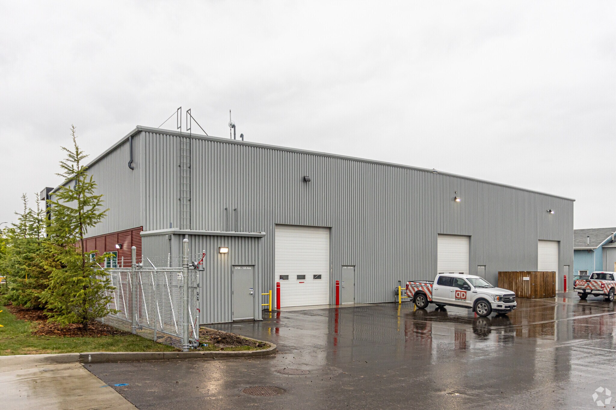 5707 125A Av NW, Edmonton, AB for sale Building Photo- Image 1 of 1