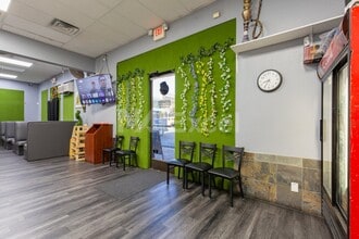 5181-5191 W Charleston Blvd, Las Vegas, NV for lease Interior Photo- Image 2 of 11