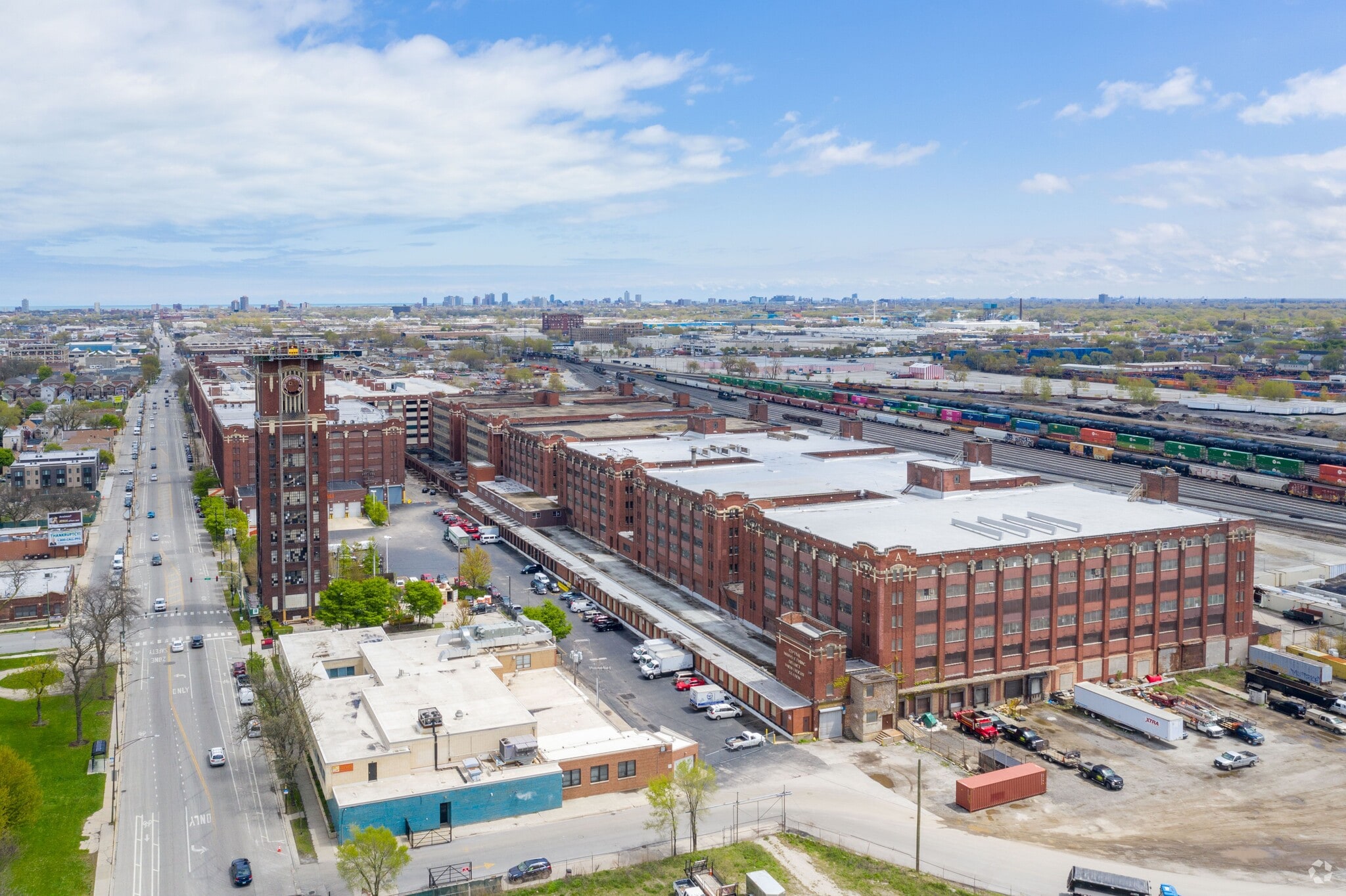 1965 W Pershing Rd, Chicago, IL for lease Building Photo- Image 1 of 1